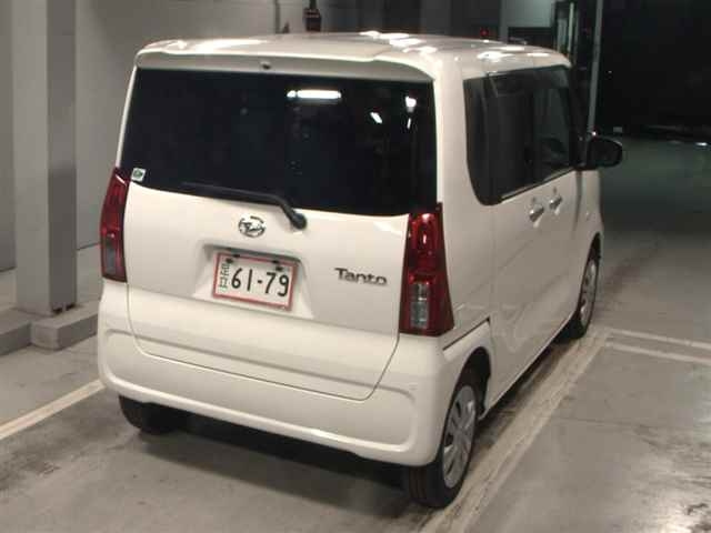 DAIHATSU TANTO 2024