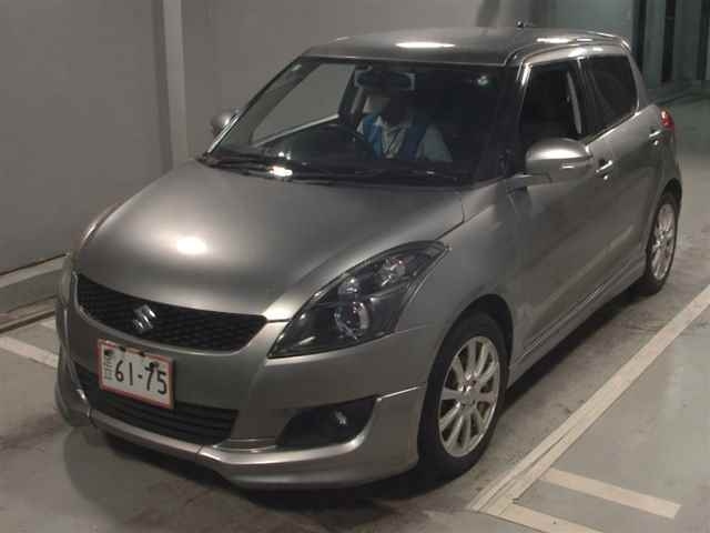 SUZUKI SWIFT 2012