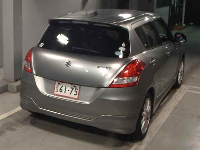 SUZUKI SWIFT 2012