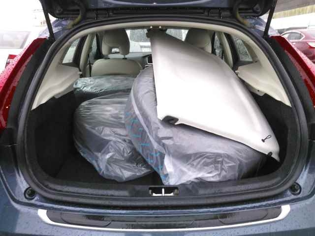 VOLVO V40 2017