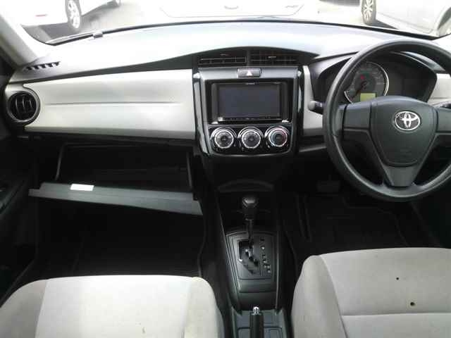 TOYOTA COROLLA AXIO 2014