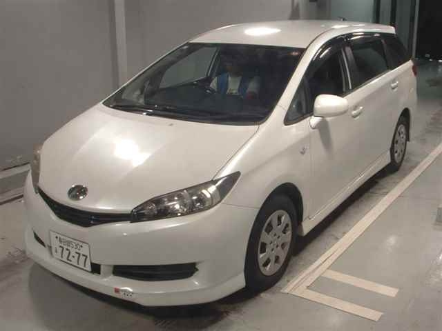 TOYOTA WISH 2011