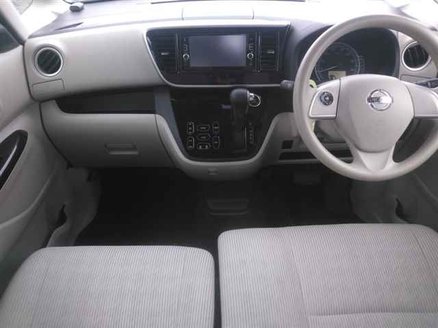 NISSAN DAYZ ROOX 2017