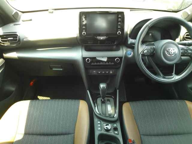 TOYOTA YARIS CROSS 2023