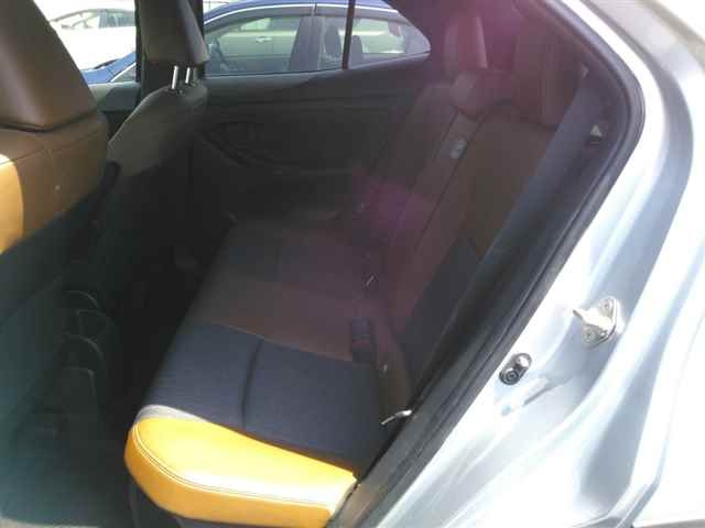 TOYOTA YARIS CROSS 2023