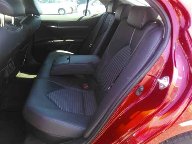 TOYOTA CAMRY 2019