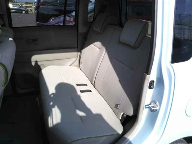 TOYOTA PIXIS SPACE 2016