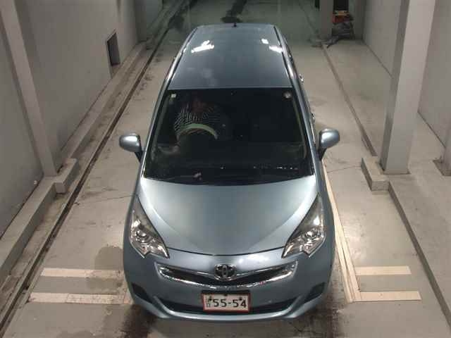 TOYOTA RACTIS 2014