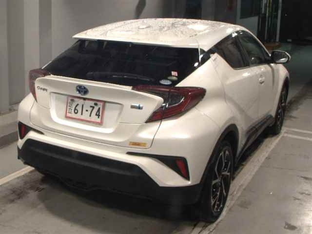 TOYOTA C-HR 2018