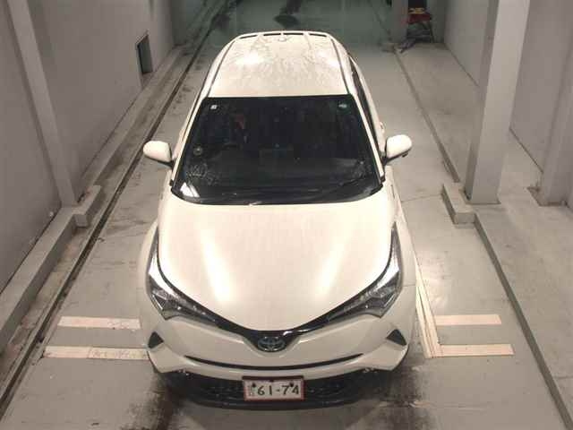 TOYOTA C-HR 2018