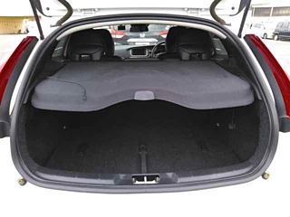 VOLVO V40 2015