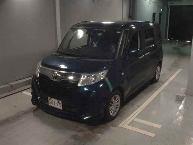 TOYOTA ROOMY 2017