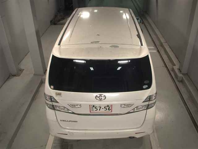 TOYOTA VELLFIRE 2011