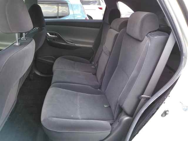 TOYOTA MARK X ZIO 2010