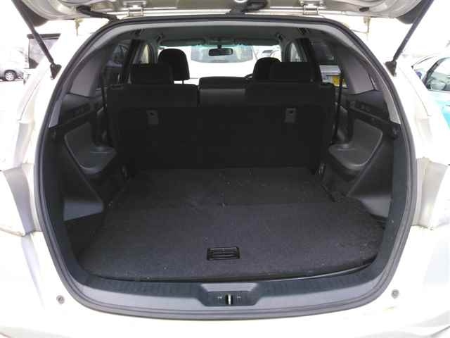 TOYOTA MARK X ZIO 2010
