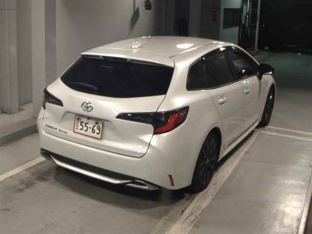 TOYOTA COROLLA TOURING 2024