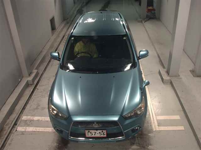 MITSUBISHI RVR 2010