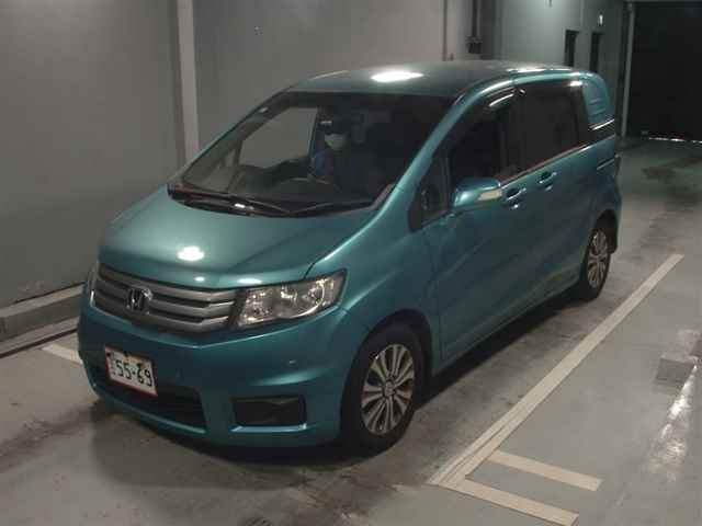 HONDA FREED 2012