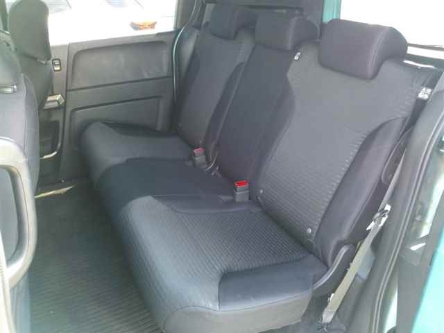 HONDA FREED 2012
