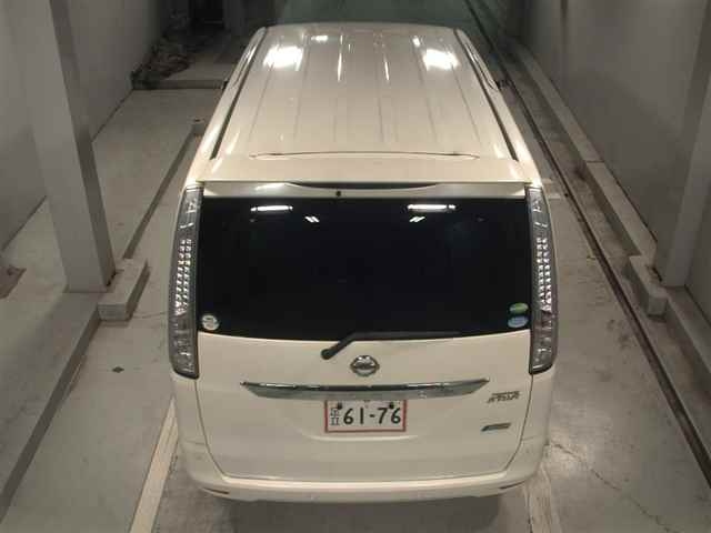NISSAN SERENA 2015