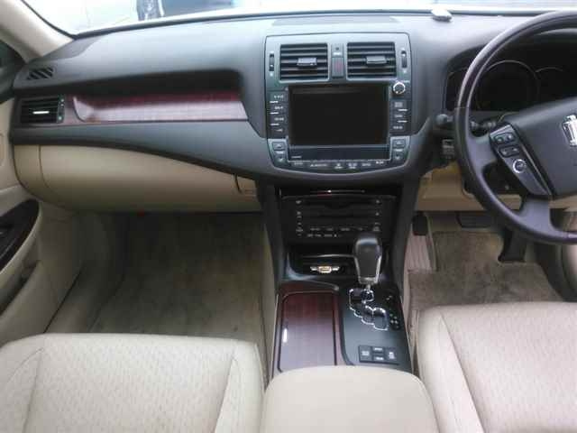 TOYOTA CROWN 2008