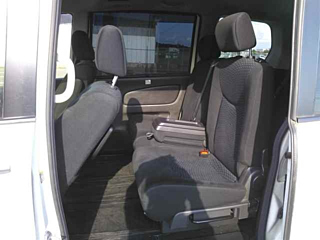 NISSAN SERENA 2015