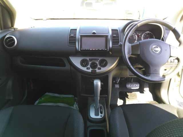 NISSAN NOTE 2010