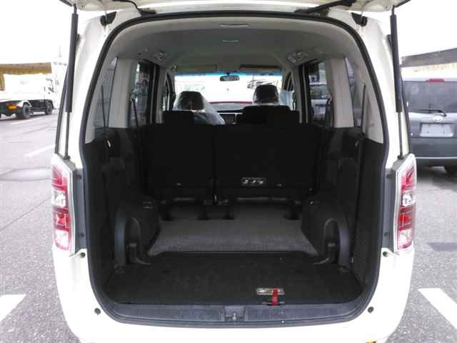 HONDA STEP WAGON 2011