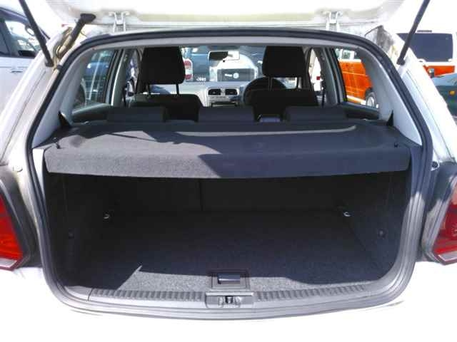 VOLKSWAGEN POLO 2011
