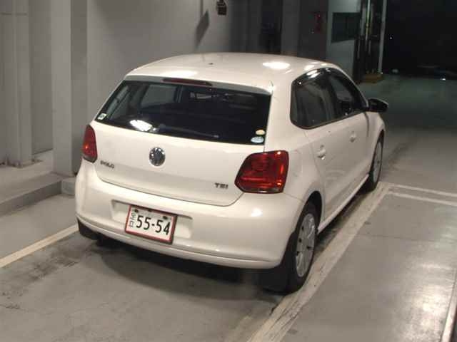 VOLKSWAGEN POLO 2011