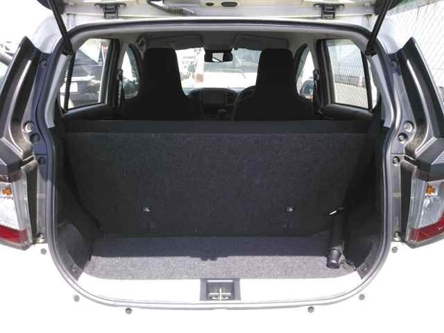 DAIHATSU MIRA E S 2020