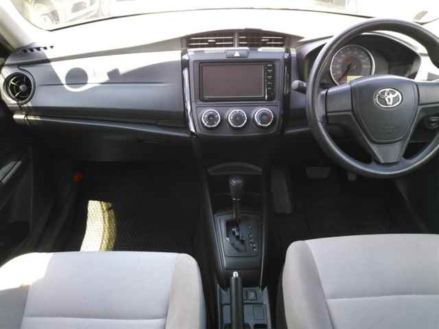 TOYOTA COROLLA AXIO 2015