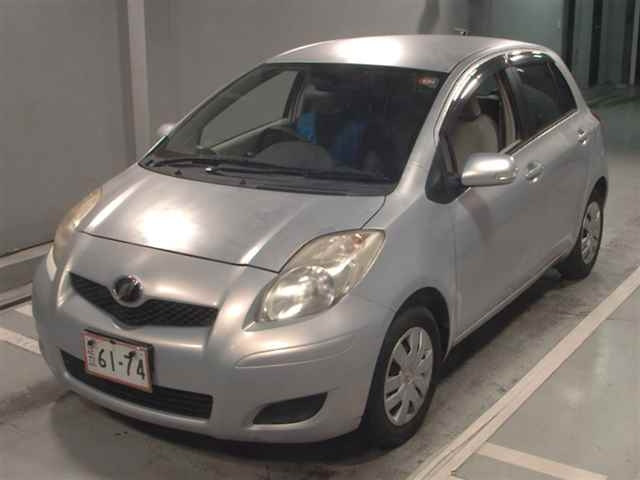 TOYOTA VITZ 2011