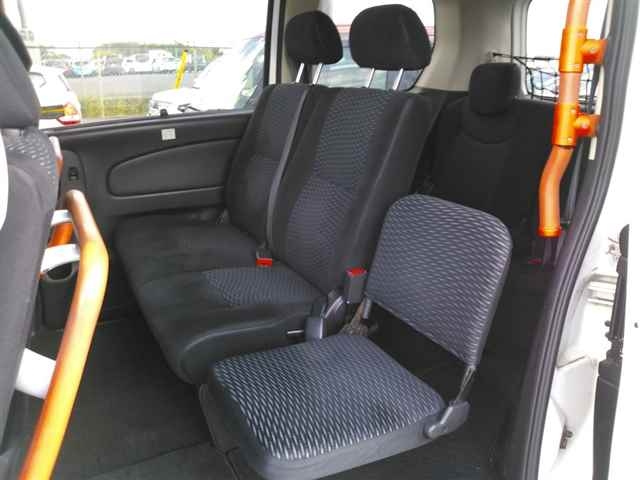 NISSAN SERENA 2012
