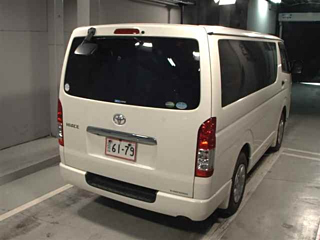 TOYOTA HIACE VAN 2020