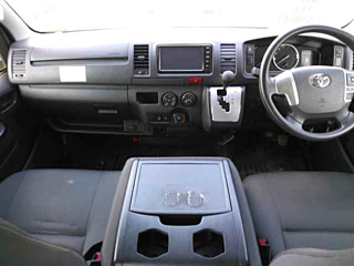 TOYOTA HIACE VAN 2020