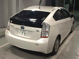 TOYOTA PRIUS 2011
