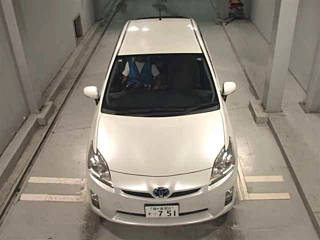 TOYOTA PRIUS 2011