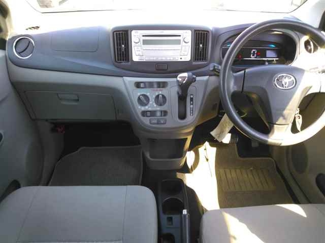 TOYOTA PIXIS EPOCH 2013