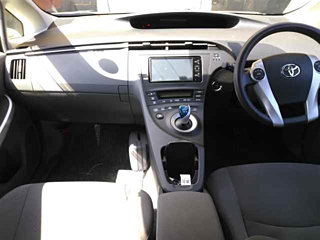 TOYOTA PRIUS 2011