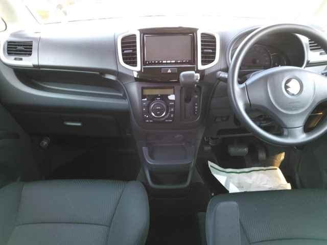 SUZUKI SOLIO 2011