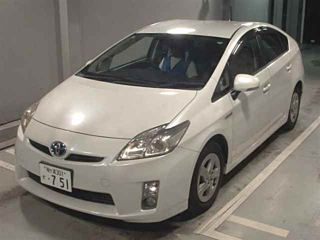TOYOTA PRIUS 2011