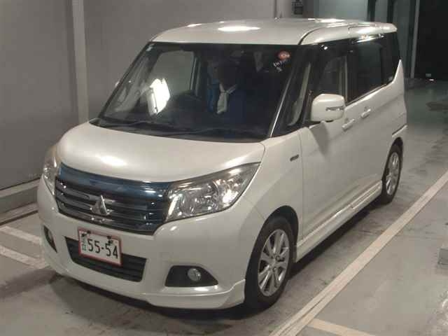 MITSUBISHI DELICA D2 2017