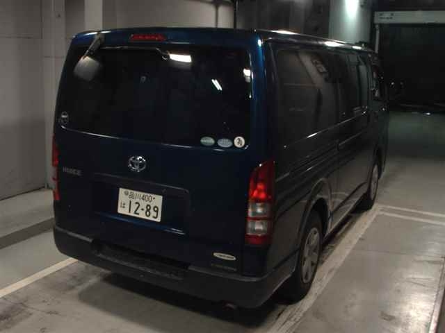 TOYOTA HIACE VAN 2013