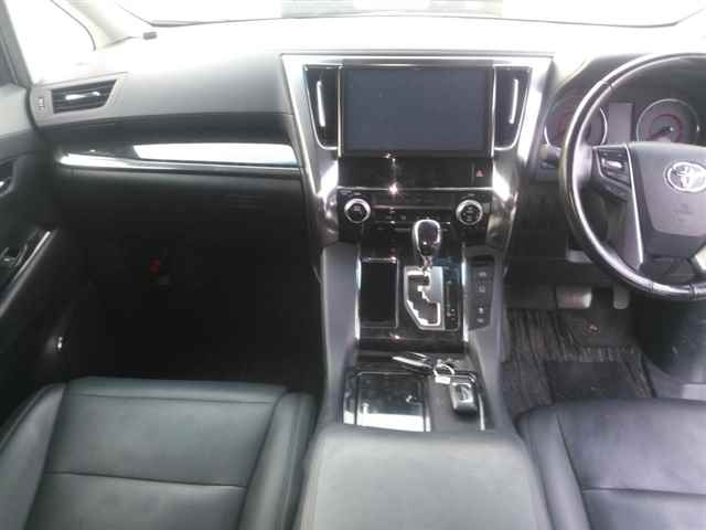 TOYOTA VELLFIRE 2018