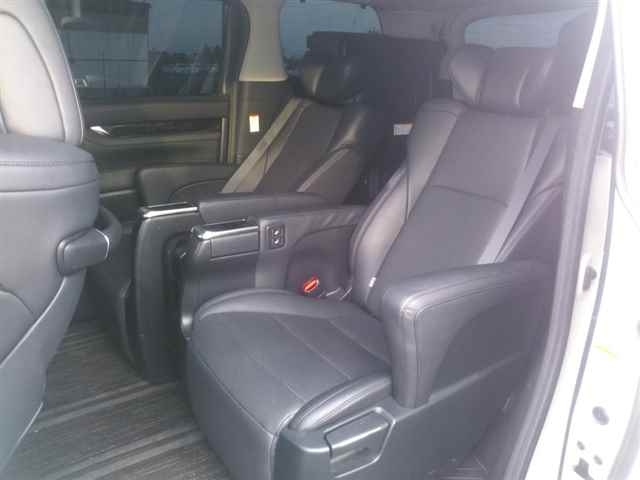 TOYOTA VELLFIRE 2018