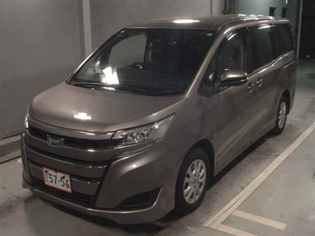TOYOTA NOAH 2020