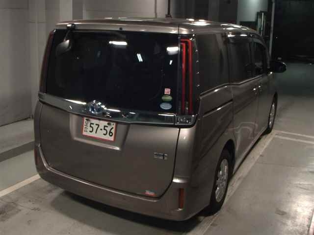 TOYOTA NOAH 2020
