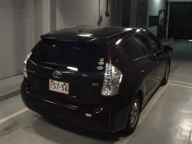 TOYOTA PRIUS ALPHA 2014