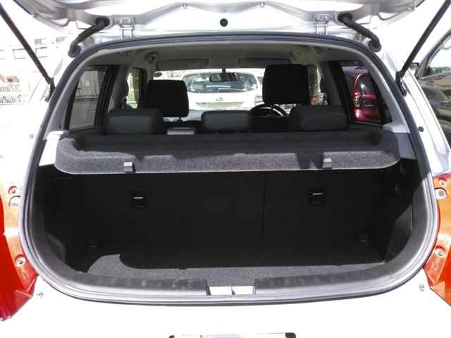SUZUKI SWIFT 2012